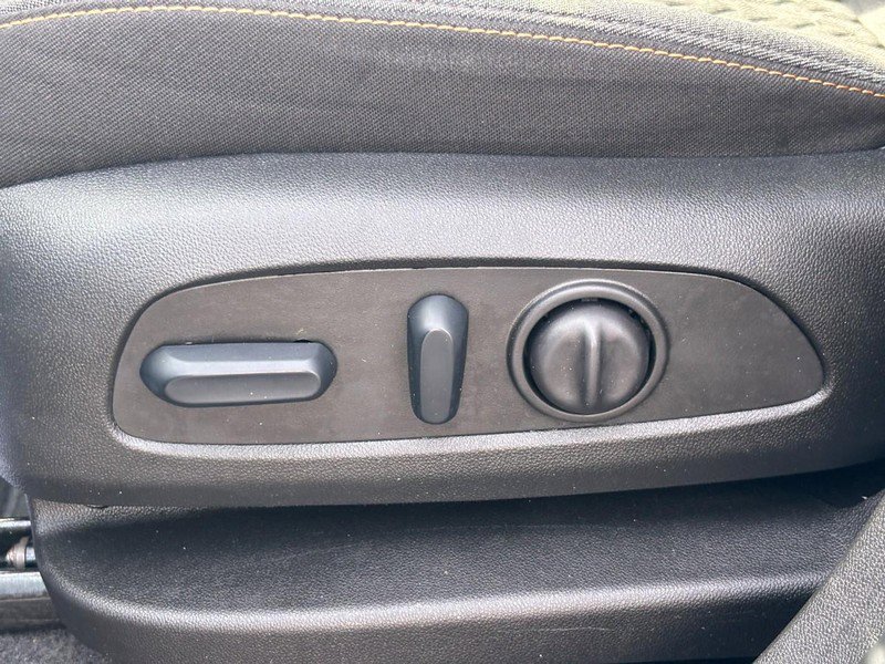 Certified 2024 Chevrolet Equinox LT FWD image 15