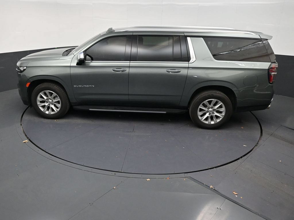 Used 2023 Chevrolet Suburban Premier RWD image 13