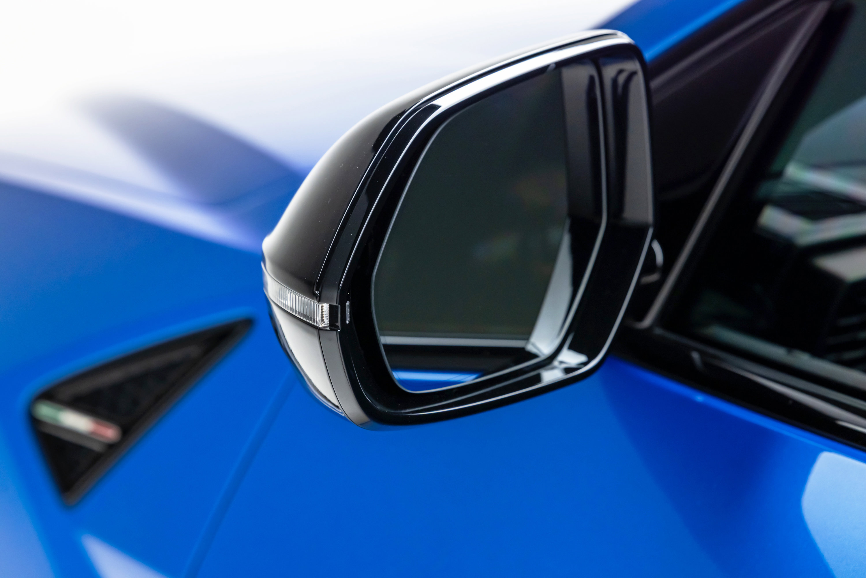 Used 2019 Lamborghini Urus image 33