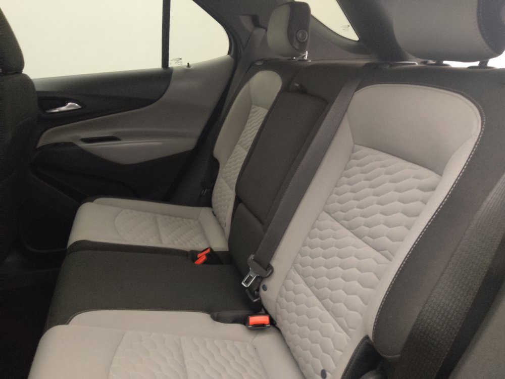 Used 2020 Chevrolet Equinox LS w/ LS Convenience Package FWD image 18