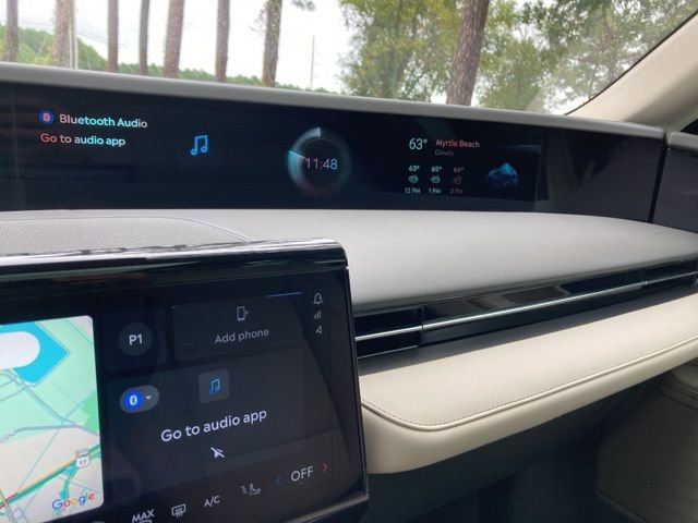 Used 2025 Lincoln Nautilus Premier w/ Equipment Group 102A image 32