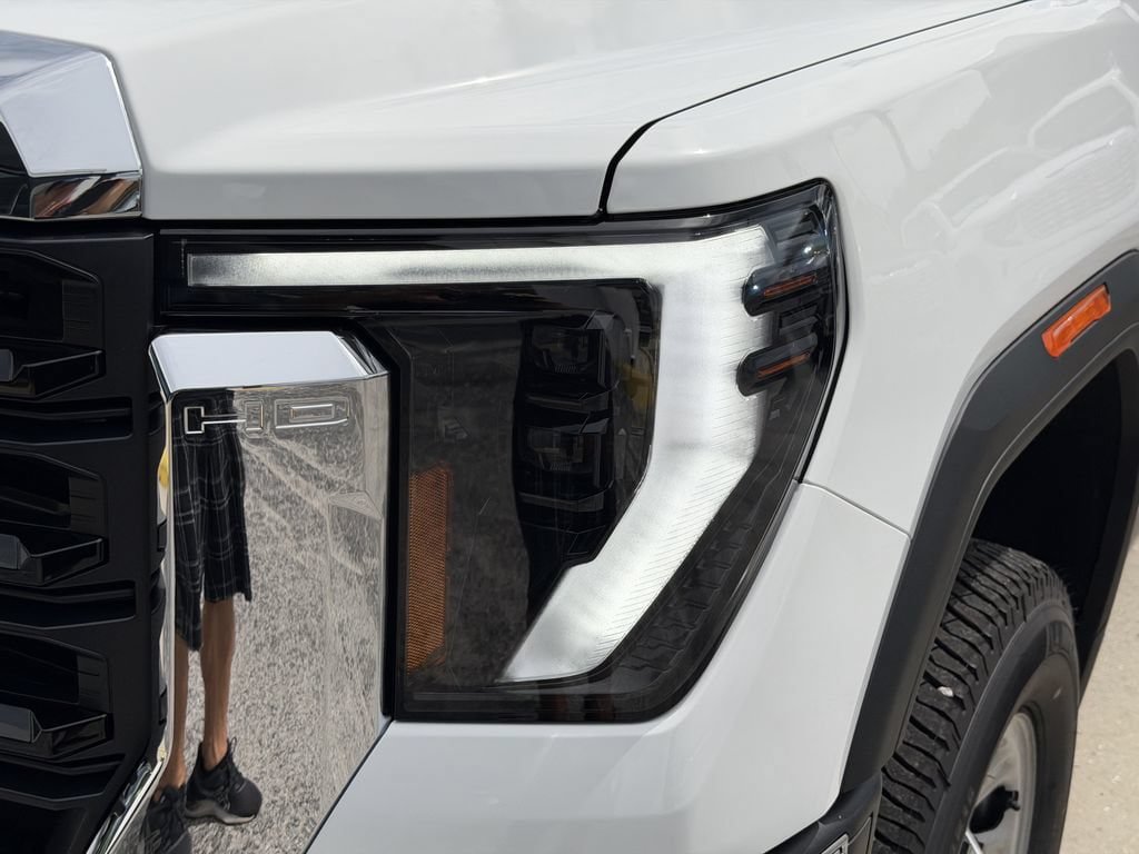 New 2026 GMC Sierra 3500 Pro AWD/4WD image 9
