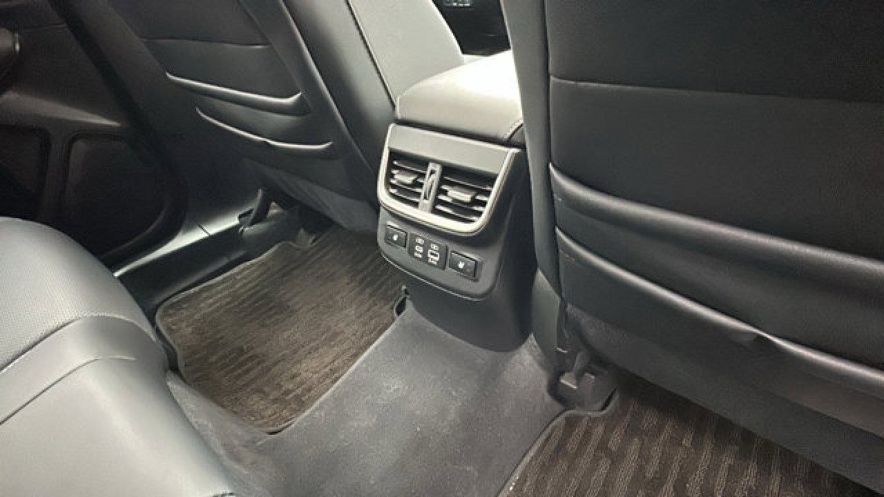 Used 2025 Subaru Outback Limited XT image 27