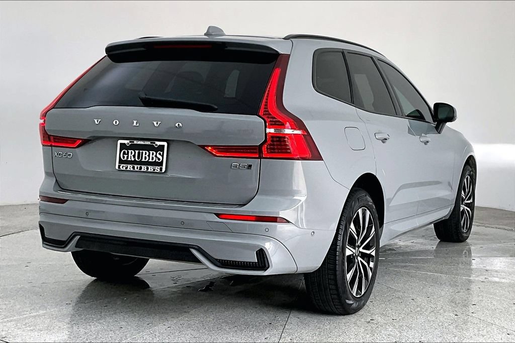 Used 2024 Volvo XC60 B5 Plus w/ Protection Package Premier AWD/4WD image 2
