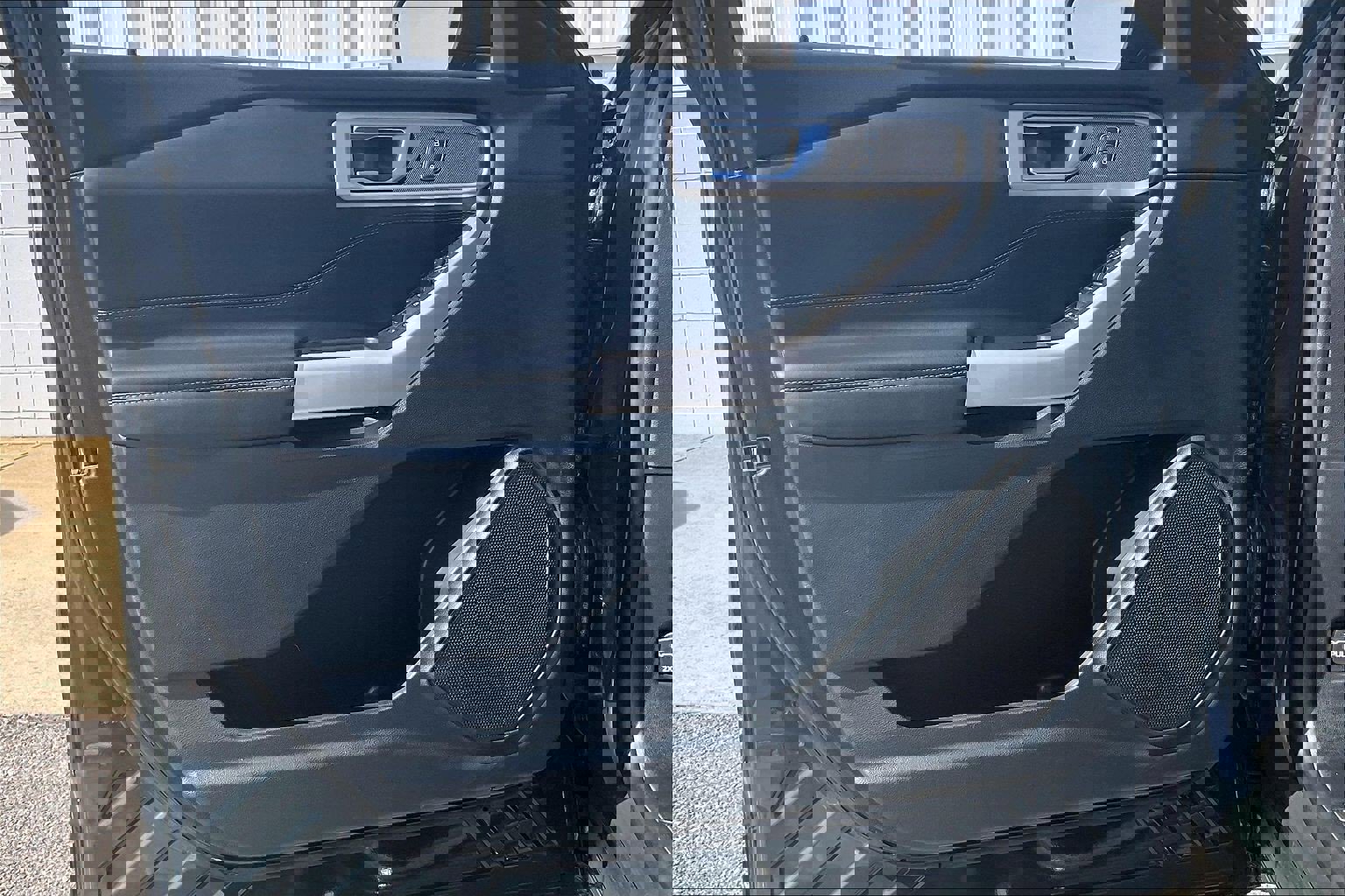 Used 2024 Ford Explorer XLT w/ Equipment Group 202A image 27