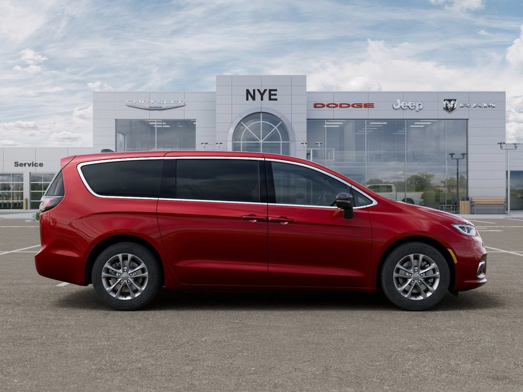 New 2026 Chrysler Pacifica Select AWD/4WD image 22