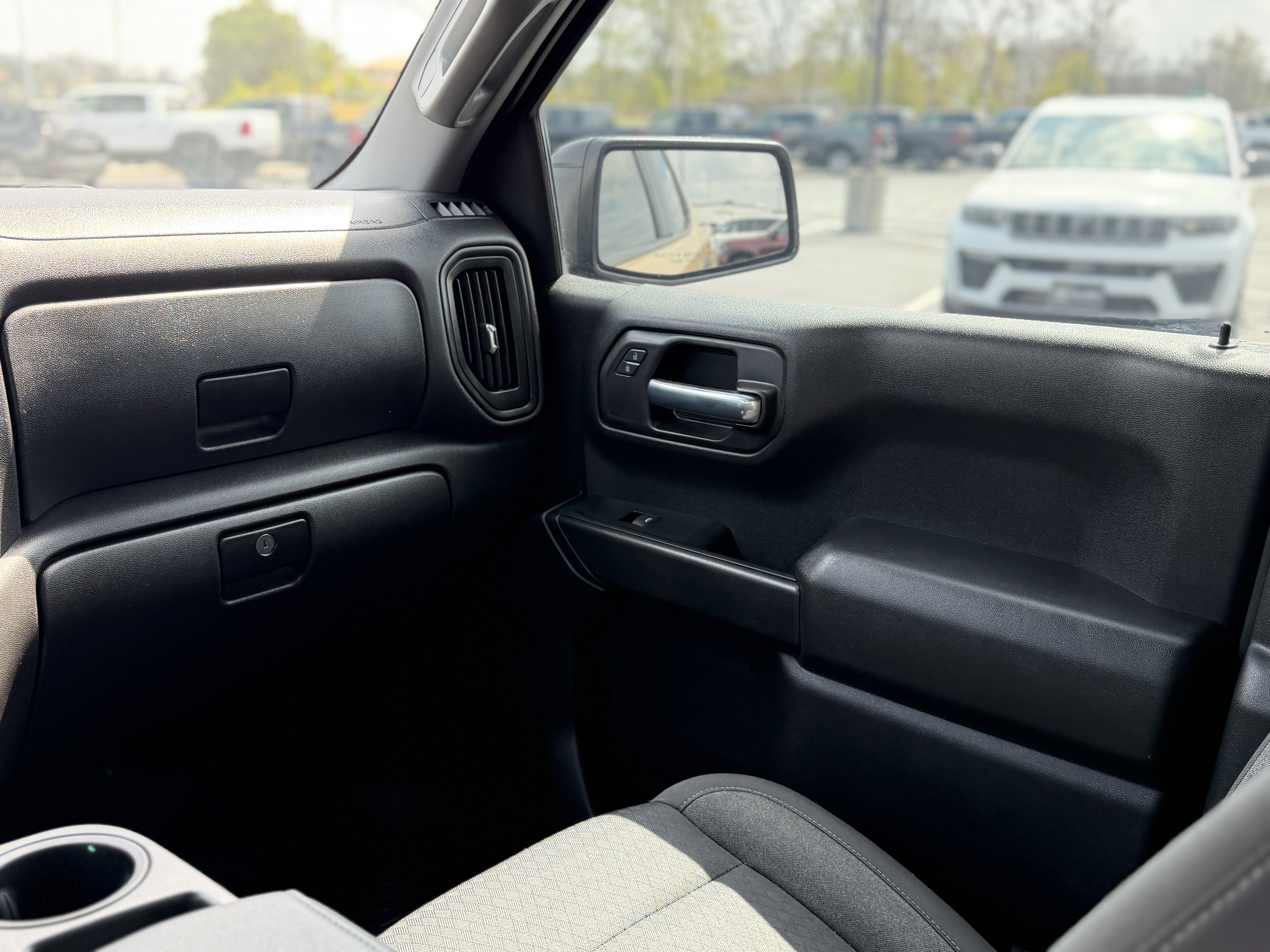 Used 2023 Chevrolet Silverado 1500 Custom Trail Boss AWD/4WD image 16