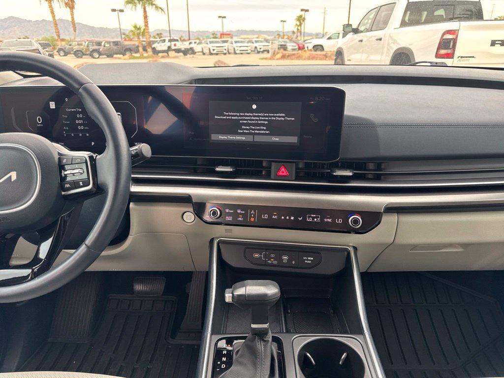 Used 2026 Kia Carnival SX Prestige FWD image 14