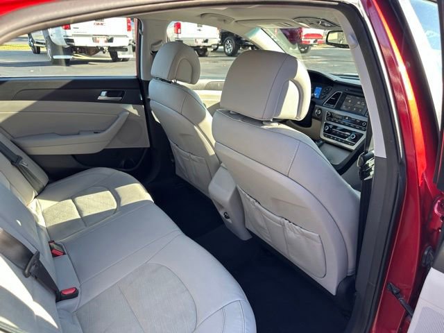 Used 2017 Hyundai Sonata Sport w/ Value Edition Package 02 image 23