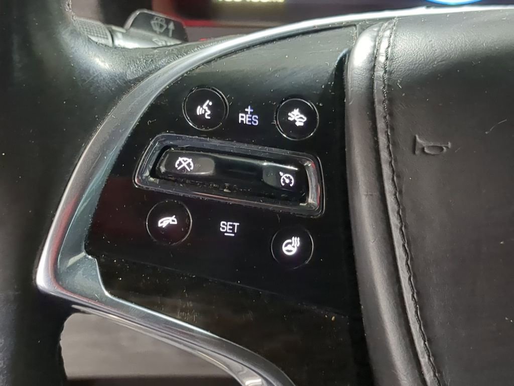 Used 2015 Cadillac Escalade Platinum image 40