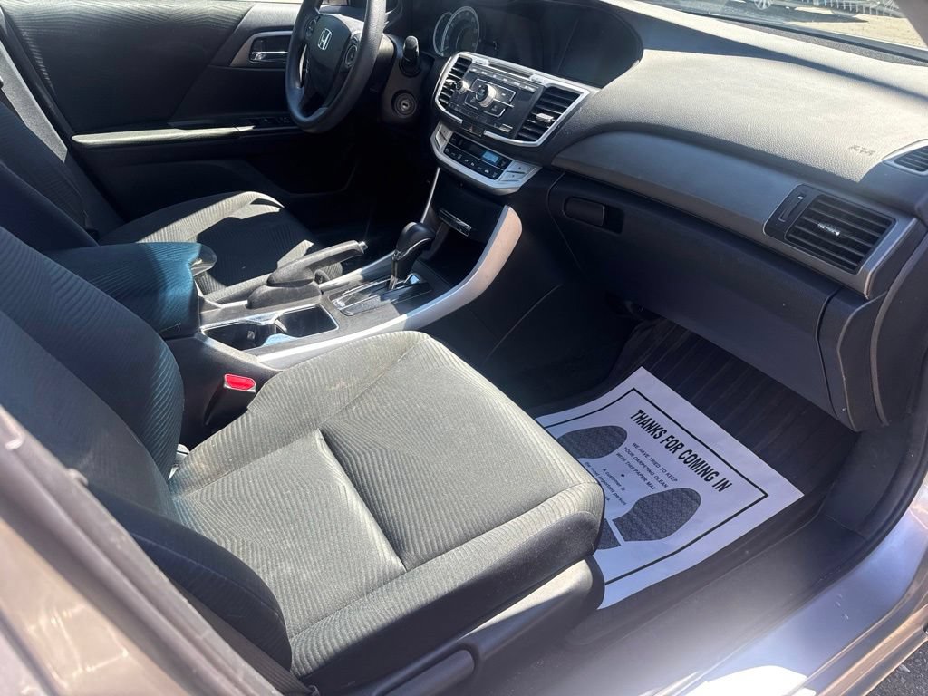 Used 2014 Honda Accord LX image 36