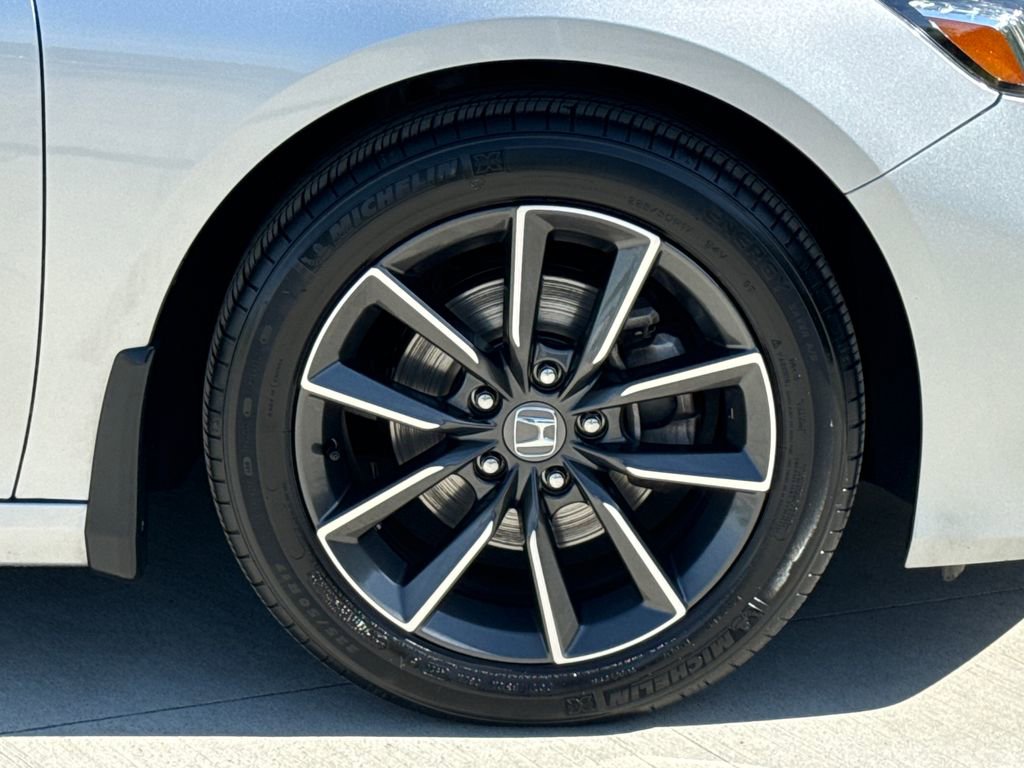 Used 2021 Honda Accord EX-L image 11