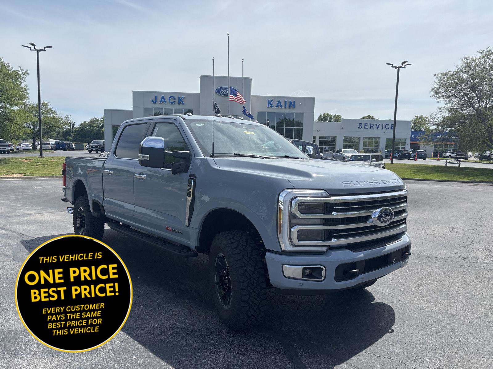 New 2026 Ford F350 Platinum w/ Platinum Plus Package AWD/4WD image 1