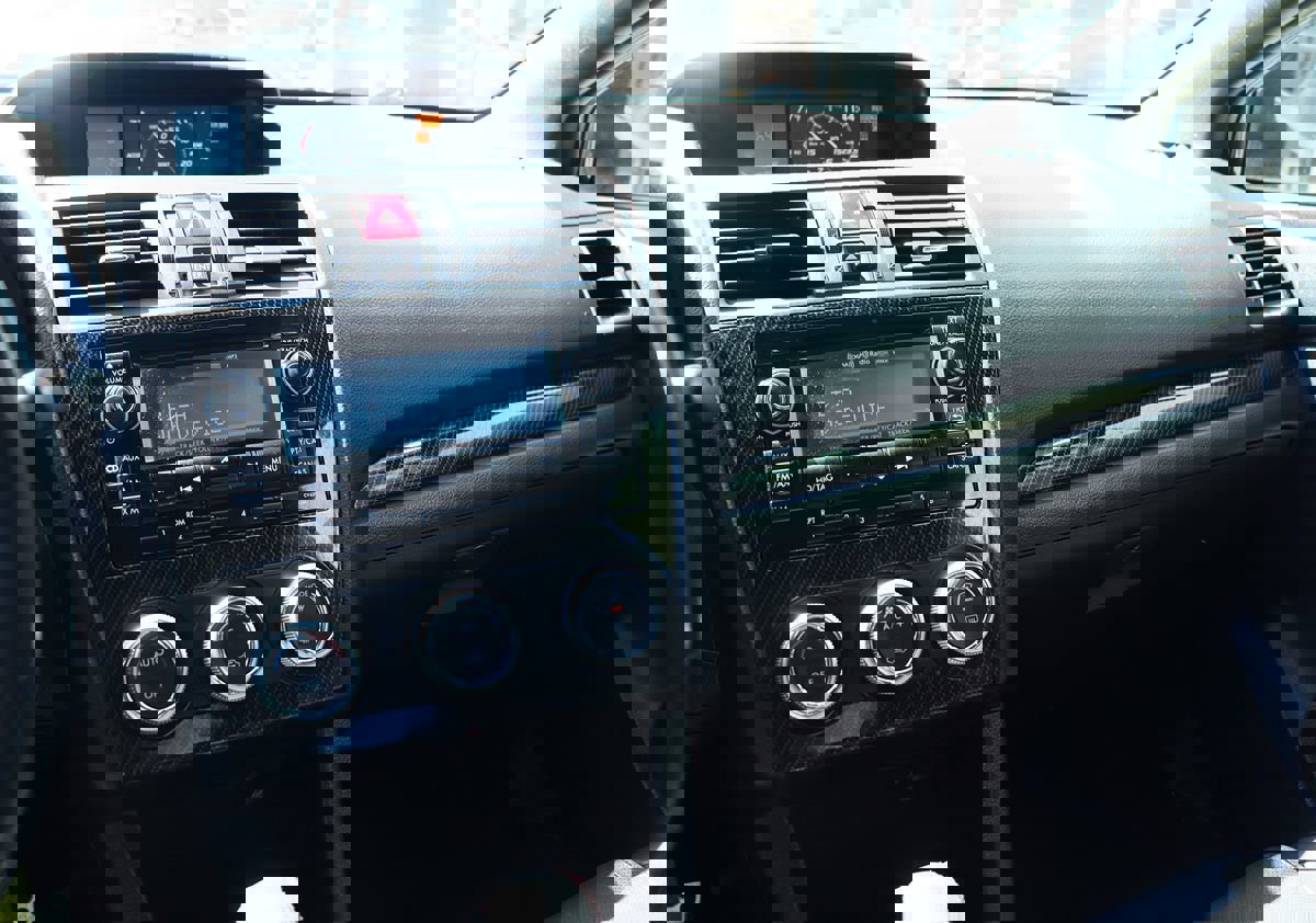 Used 2015 Subaru WRX Limited image 38