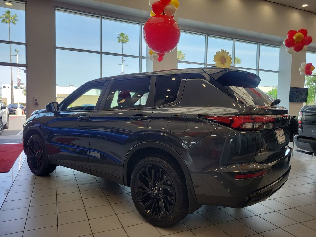 New 2026 Nissan Rogue SL image 2