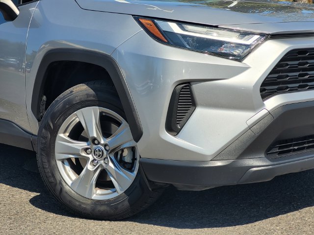 Certified 2023 Toyota RAV4 XLE w/ Convenience Package AWD/4WD image 4