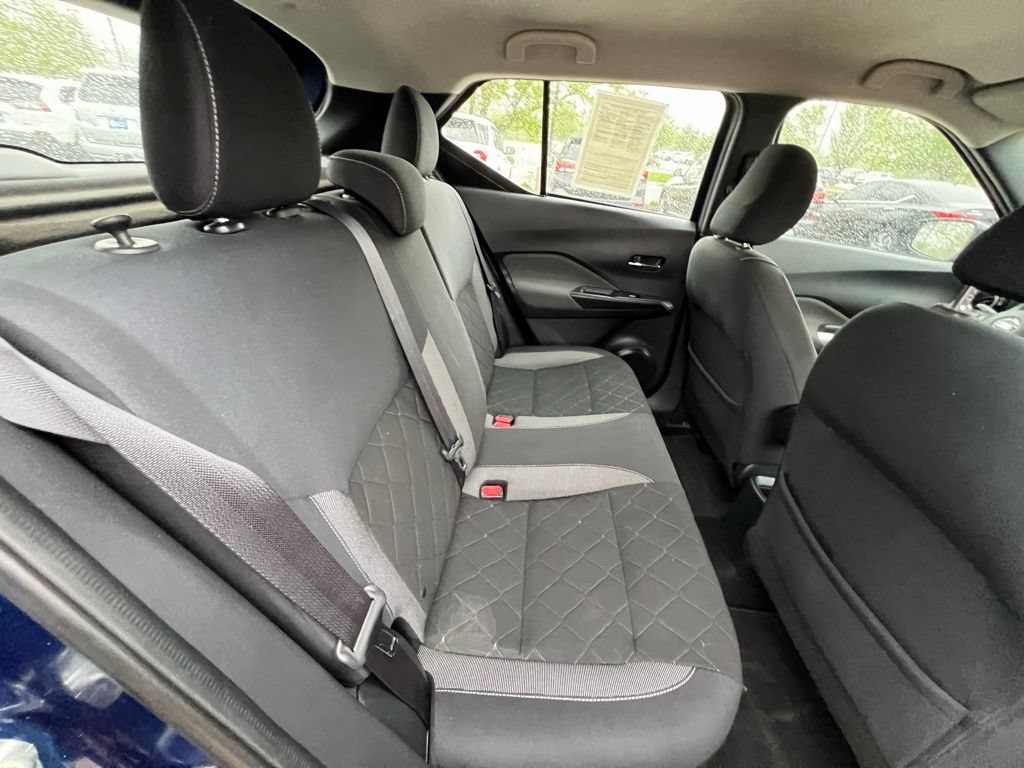 Used 2019 Nissan Kicks SV FWD image 21