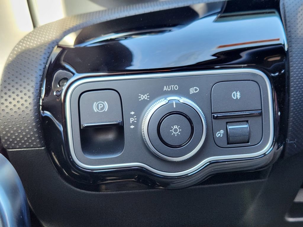 New 2026 Mercedes-Benz CLA 250 4MATIC image 21