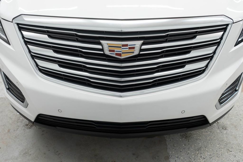 Used 2017 Cadillac XT5 Luxury w/ Driver Awareness Package image 40