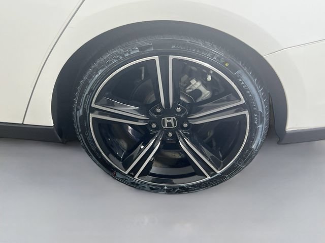 Used 2023 Honda Accord Sport image 25