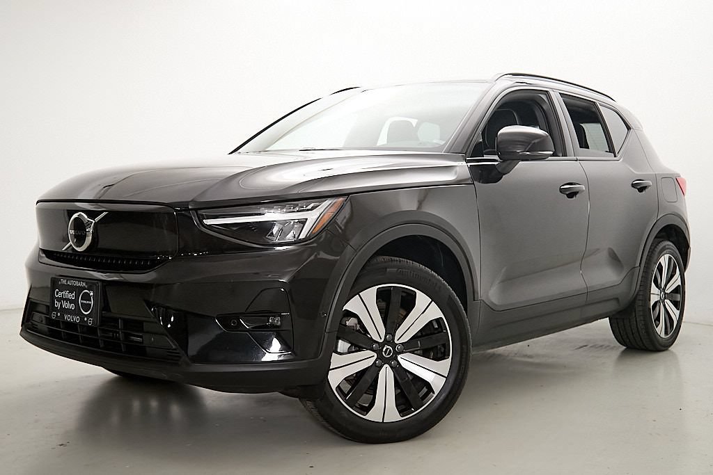 Certified 2023 Volvo XC40 Recharge Plus w/ Protection Package Premier AWD/4WD image 2