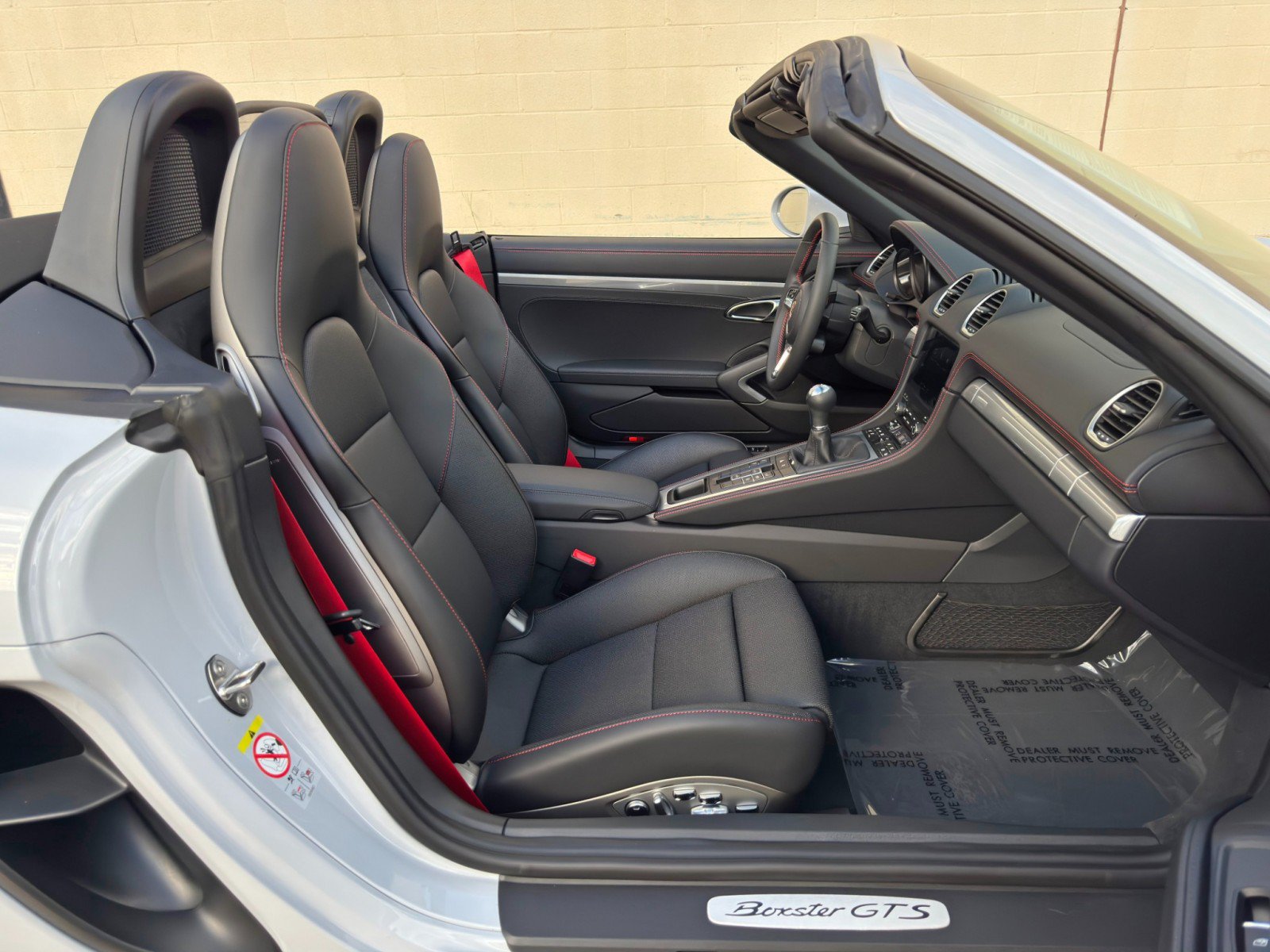 Used 2025 Porsche 718 Boxster GTS RWD image 15
