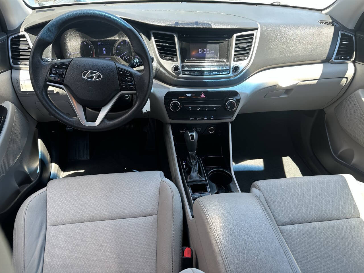 Used 2017 Hyundai Tucson SE w/ SE Popular Package 02 AWD/4WD image 12