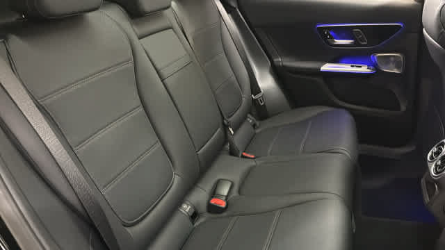 Certified 2026 Mercedes-Benz GLC 300 4MATIC image 31