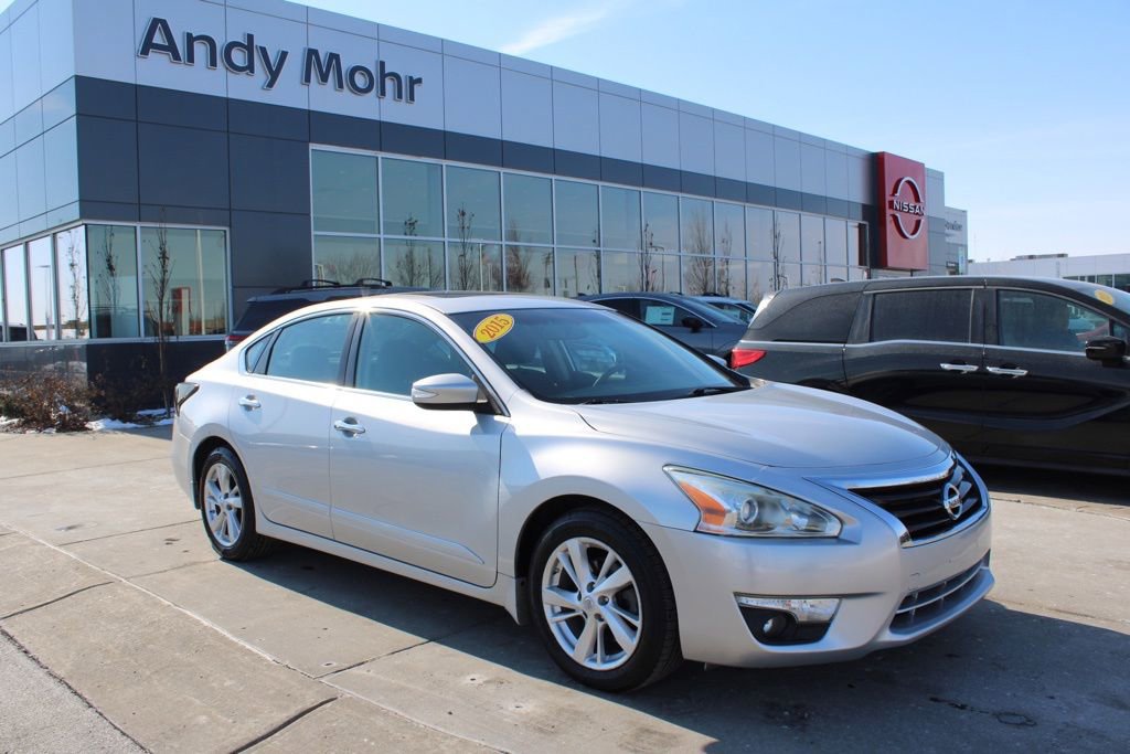 Used 2015 Nissan Altima 2.5 SV w/ Convenience Package