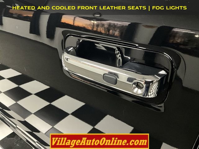 Used 2019 Ford F150 Platinum w/ Equipment Group 701A Luxury image 13