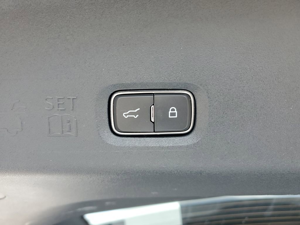 Certified 2025 Ford Expedition Active image 11