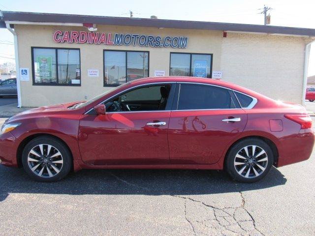 Used 2017 Nissan Altima 2.5 SV FWD image 4