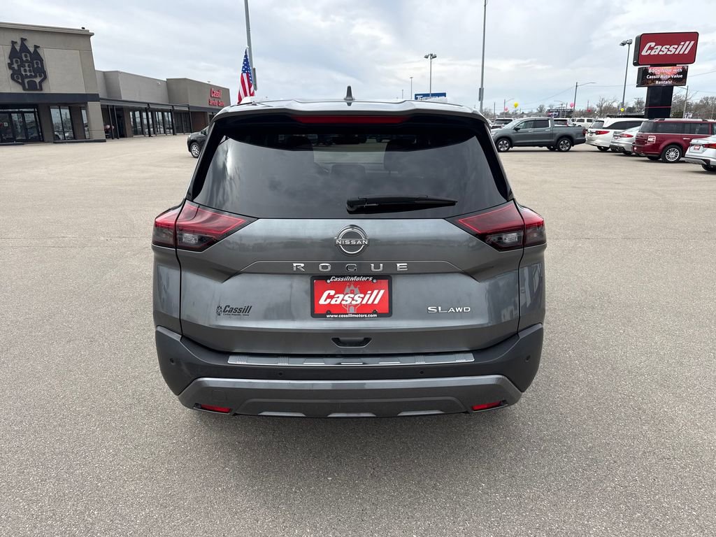 Used 2023 Nissan Rogue SL w/ SL Premium Package image 39