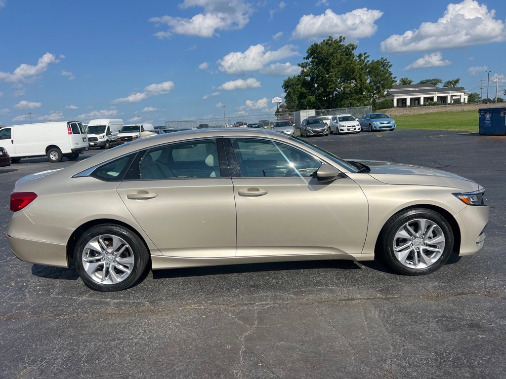 Used 2018 Honda Accord LX image 8