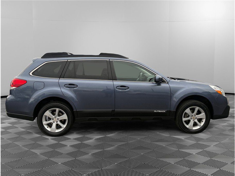 Used 2014 Subaru Outback 2.5i Premium image 6