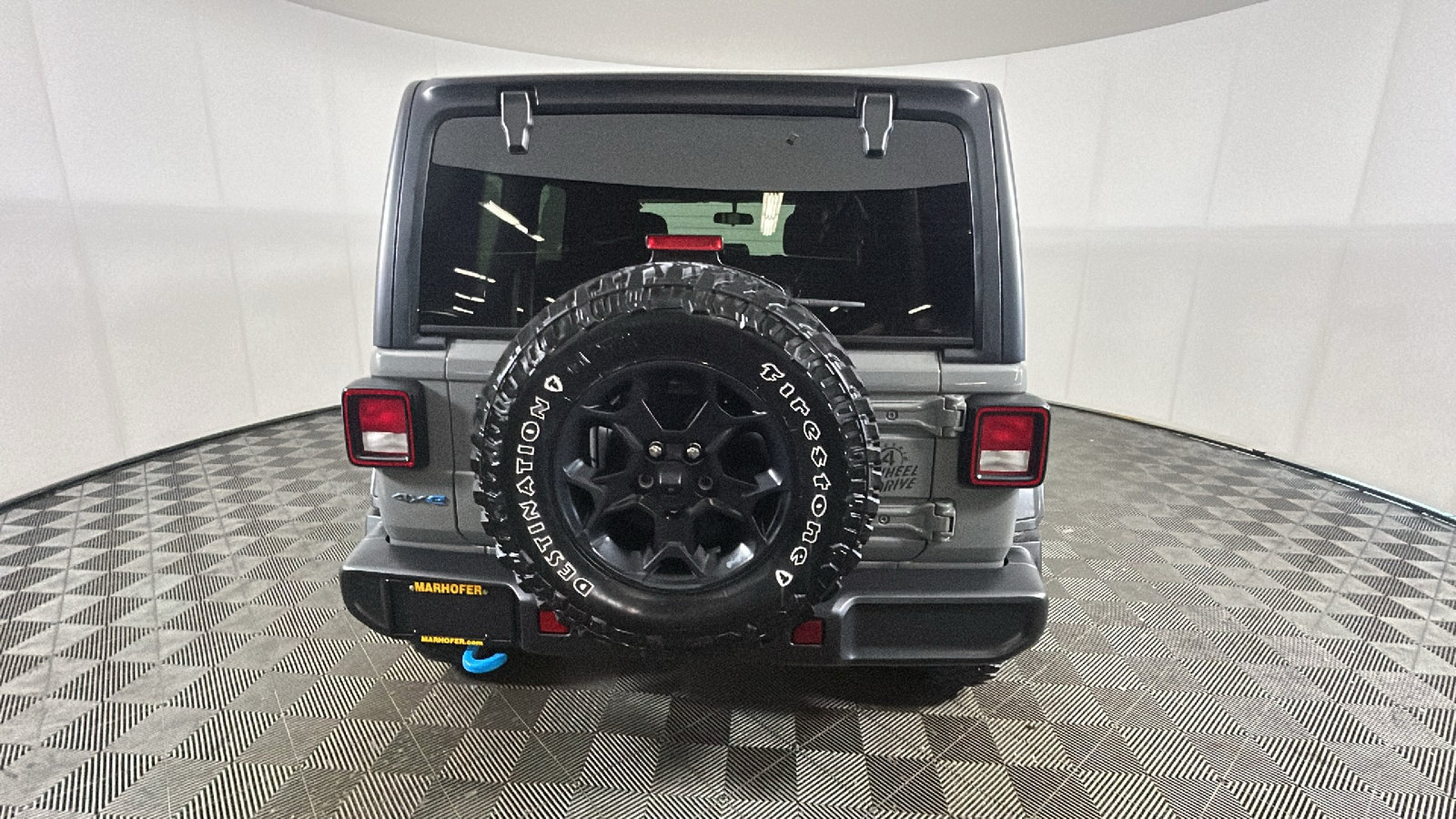 Used 2023 Jeep Wrangler Unlimited w/ Convenience Group AWD/4WD image 4