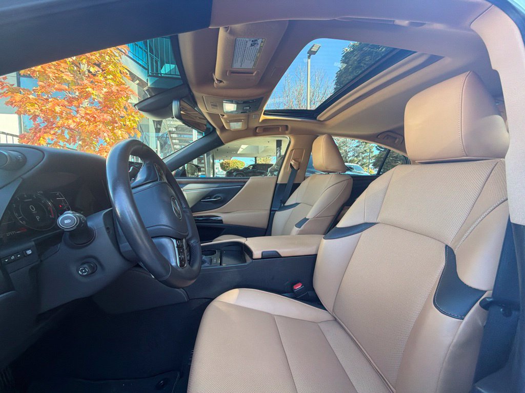 Certified 2025 Lexus ES 350 w/ Premium Package FWD image 27