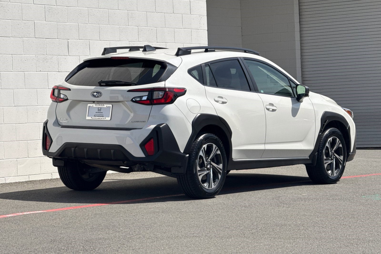 Used 2024 Subaru Crosstrek 2.0i Premium image 8