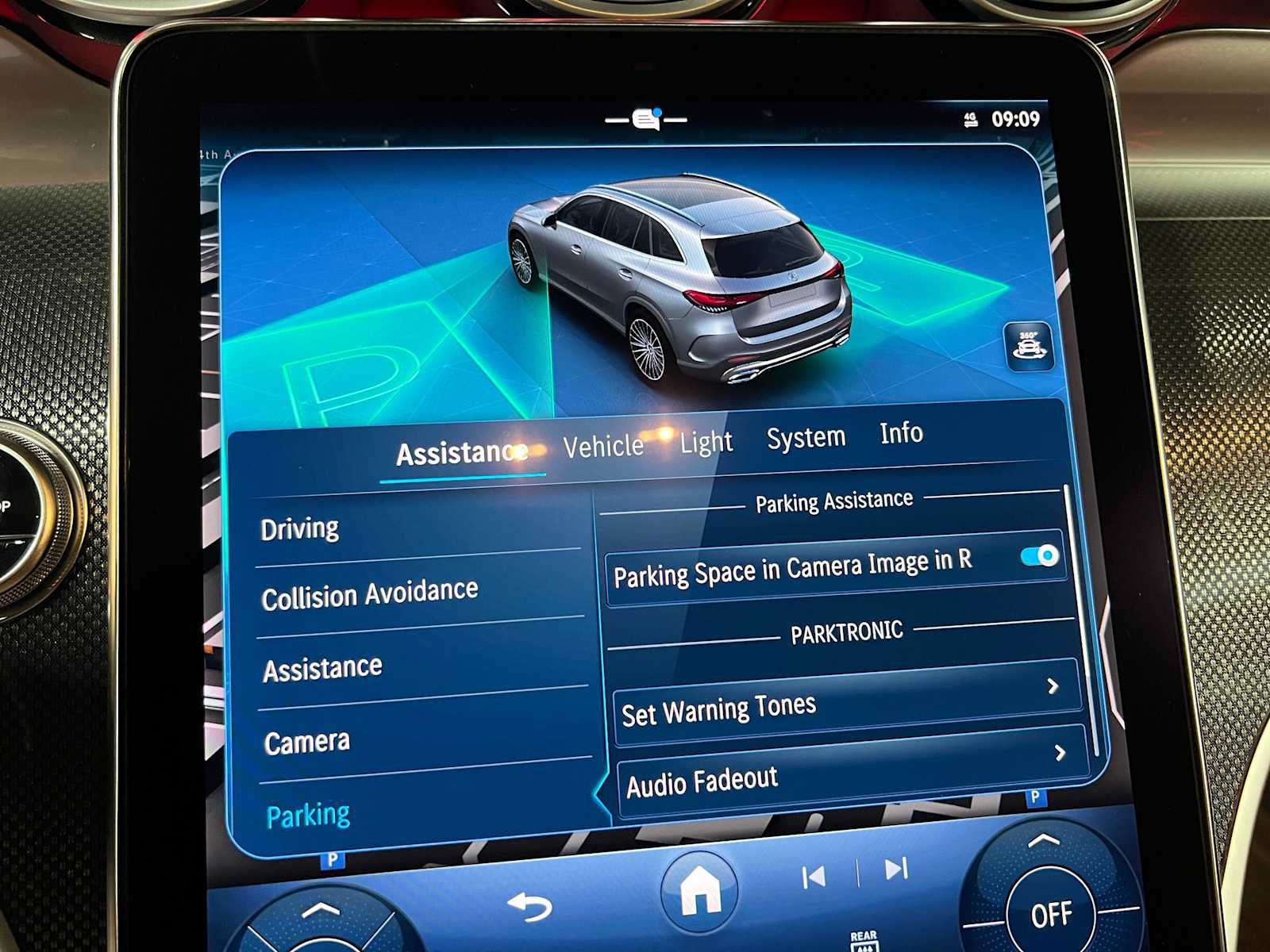 Used 2023 Mercedes-Benz GLC 300 4MATIC image 44