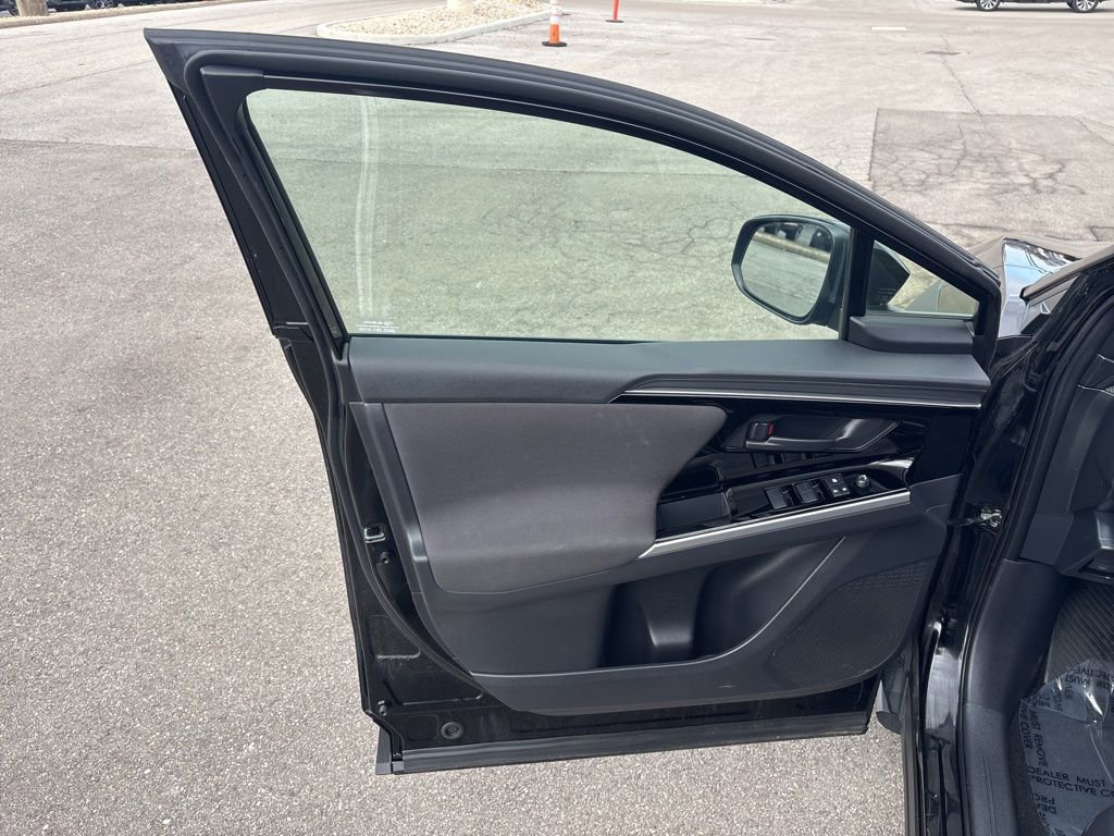 Used 2024 Subaru Solterra Premium image 18