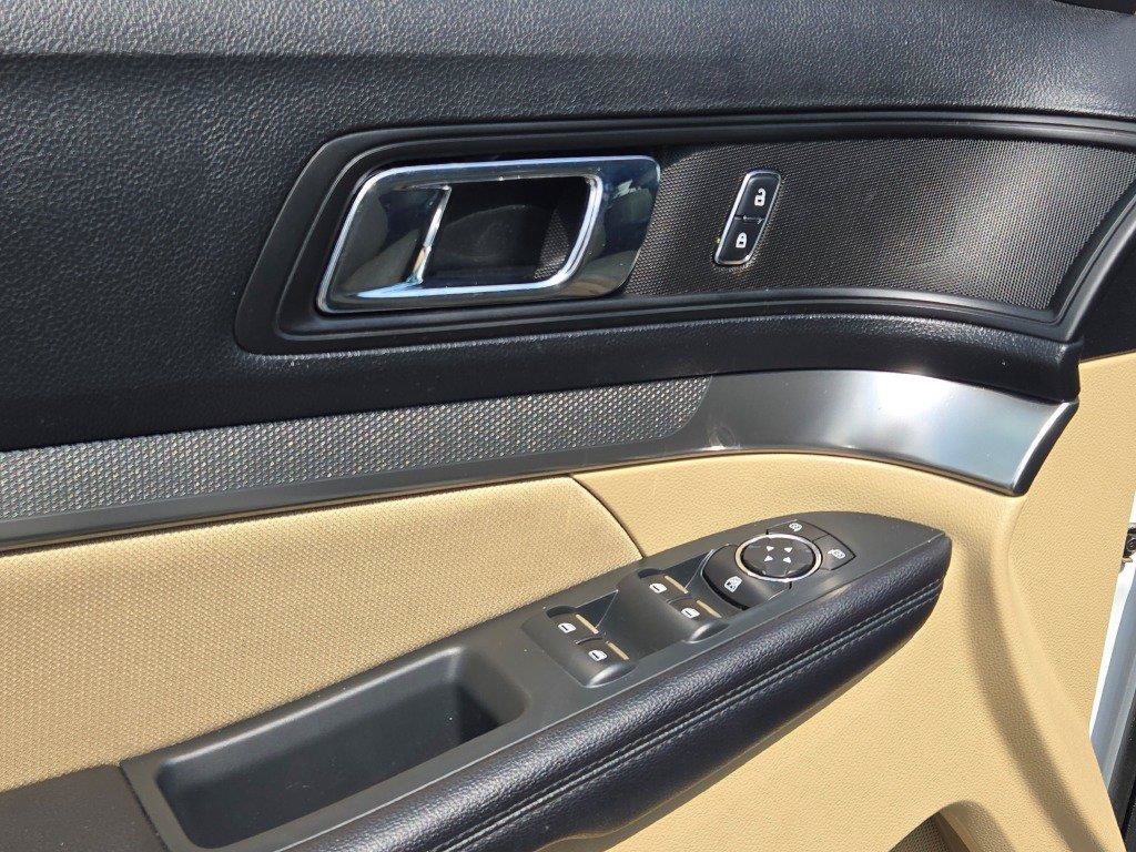 Used 2017 Ford Explorer 4WD image 18