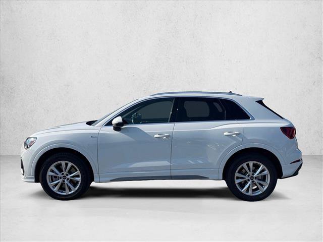 Used 2022 Audi Q3 2.0T Premium Plus w/ Premium Plus Package AWD/4WD image 9