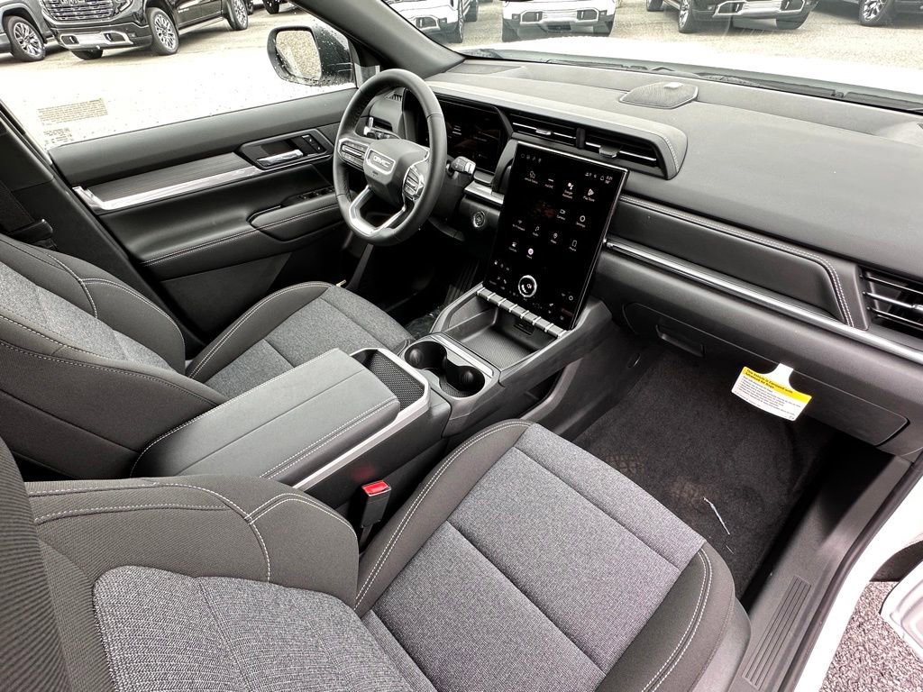 New 2026 GMC Terrain Elevation AWD/4WD image 12
