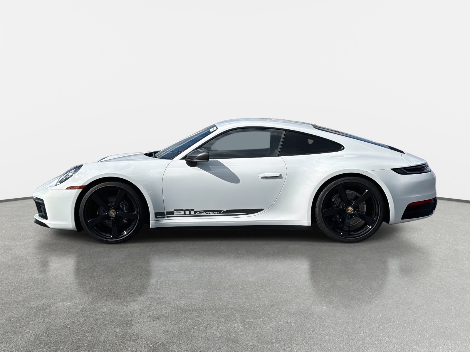 Used 2023 Porsche 911 Carrera T image 6