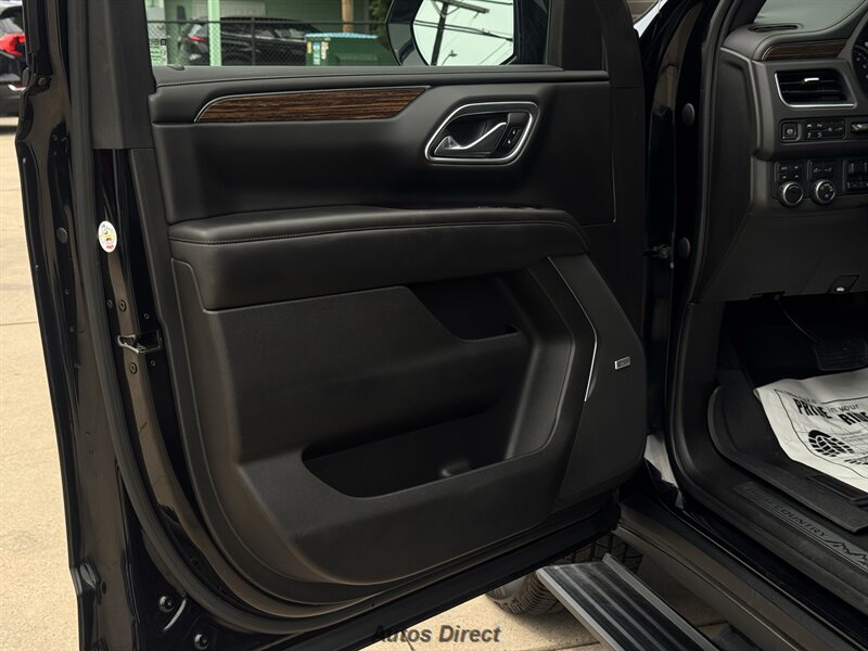 Used 2021 Chevrolet Tahoe High Country w/ Premium Package AWD/4WD image 44