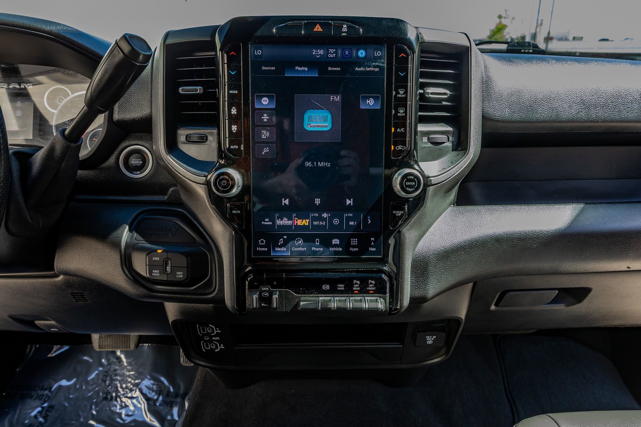 Used 2025 RAM 3500 Tradesman AWD/4WD image 24