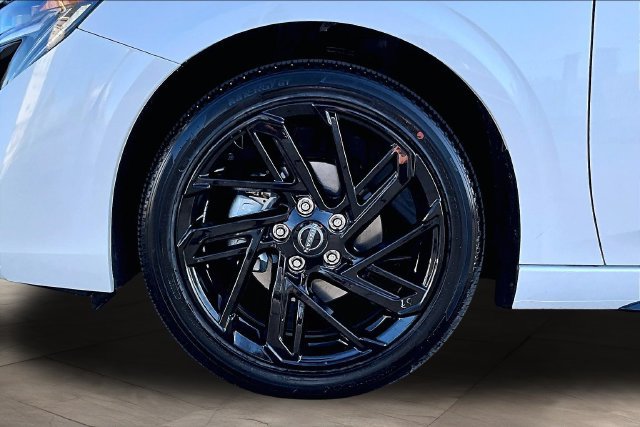 New 2027 Nissan Sentra SR w/ SR All Weather Package FWD image 12