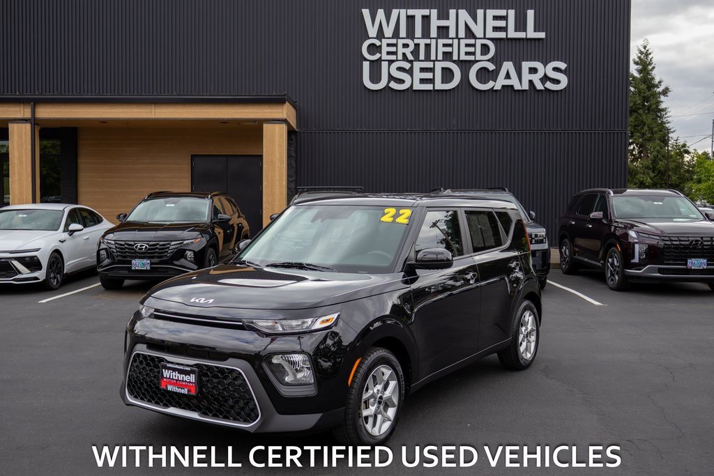 Used 2022 Kia Soul LX w/ Technology Package