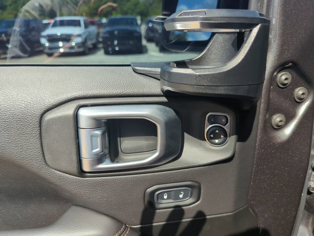 Used 2022 Jeep Wrangler Unlimited Rubicon w/ Xtreme Recon 35" Tire Package image 19