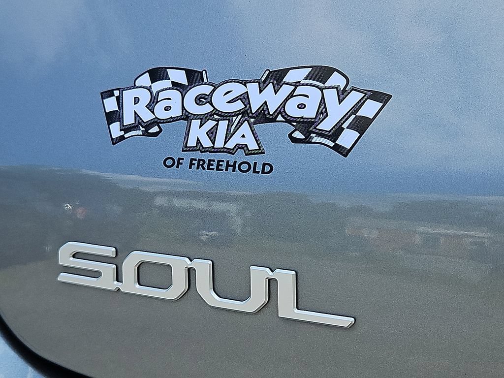 Used 2023 Kia Soul S FWD image 30